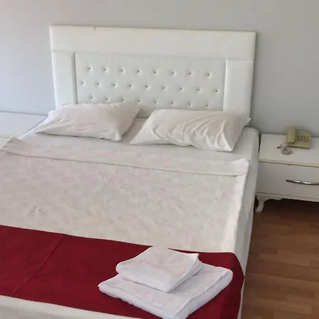 Melodycityhotel 3* 阿拉尼亚