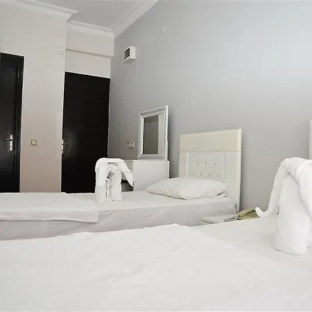 Melodycityhotel Ξενοδοχείο Αλάνια